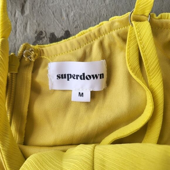 Superdown Irina Ruched Dress‎ Mini Fitted Front Slit Party Yellow Medium - Picture 8 of 8